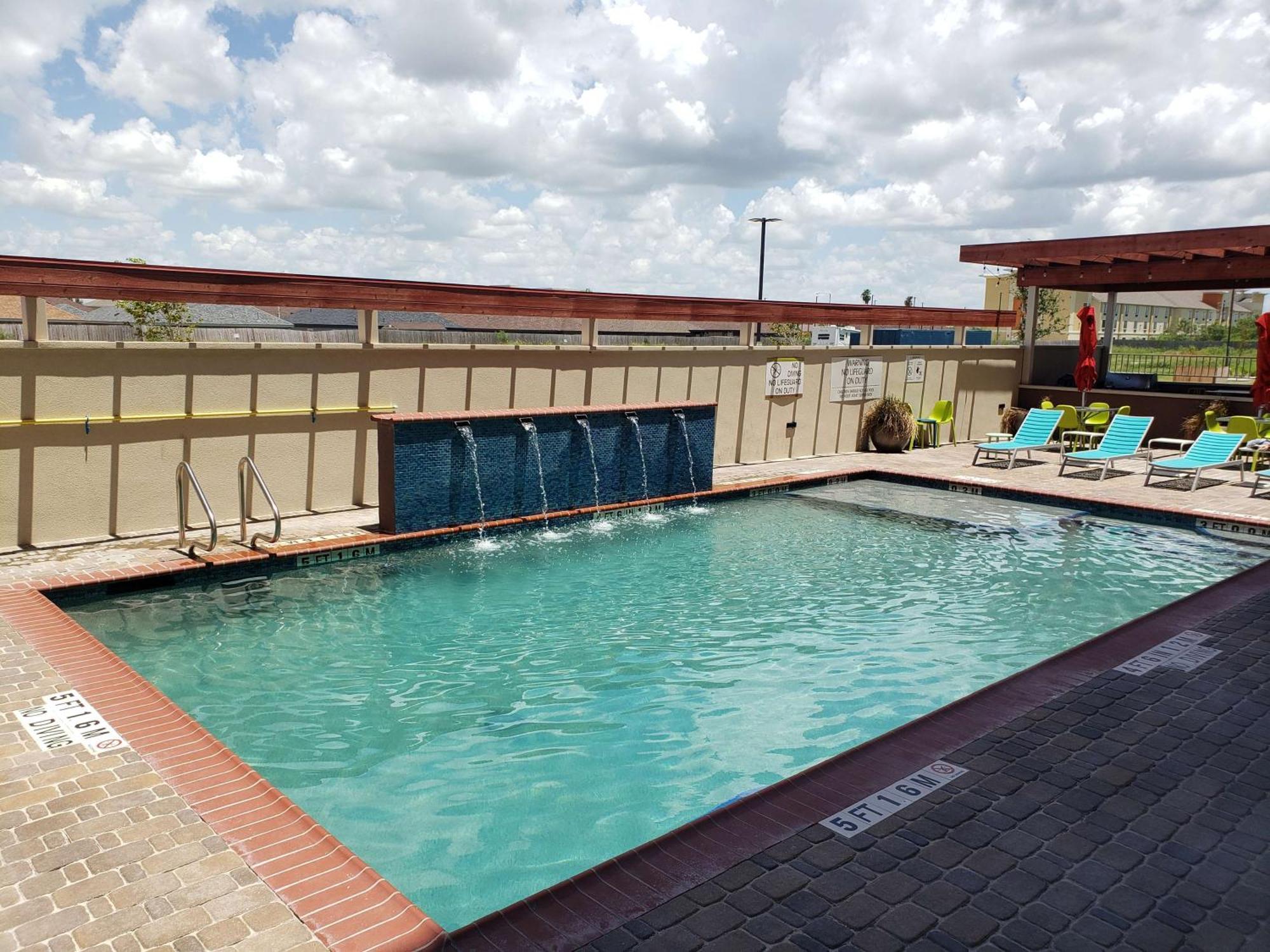 Home2 Suites By Hilton Edinburg Exterior foto